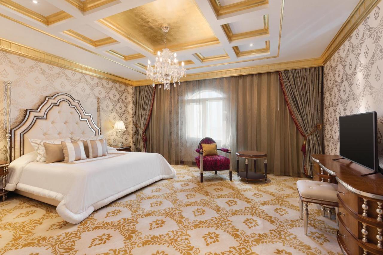 Grand Regency Doha, Trademark Collection By Wyndham Екстериор снимка