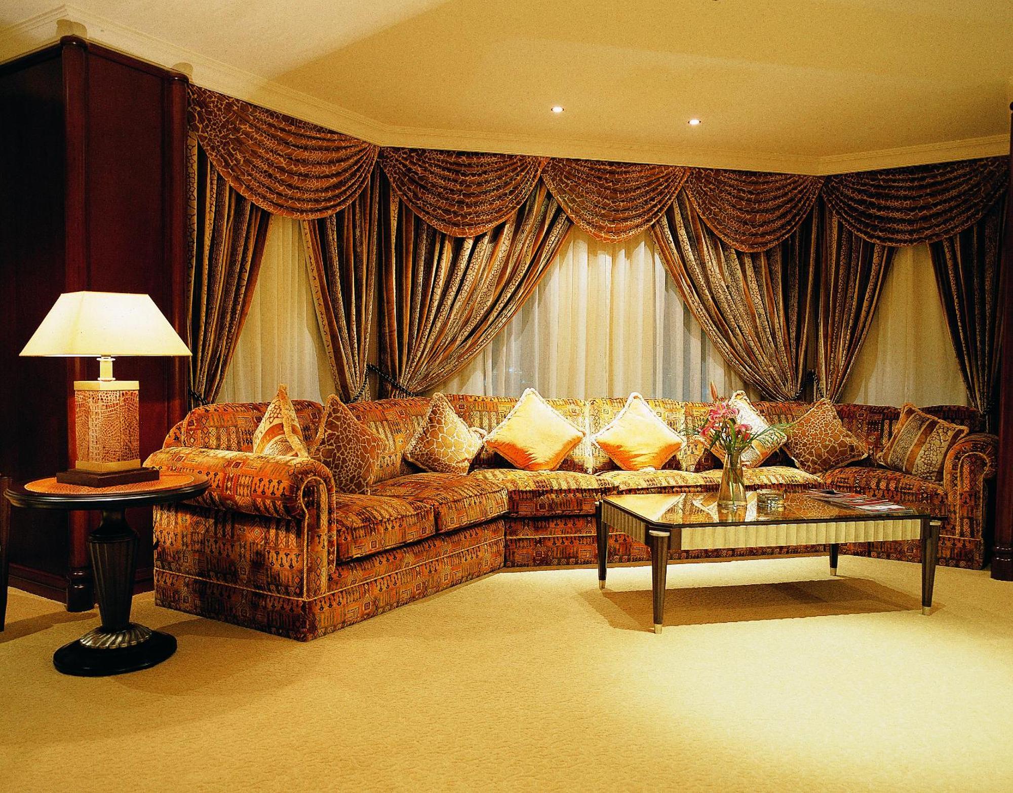 Grand Regency Doha, Trademark Collection By Wyndham Екстериор снимка A living room